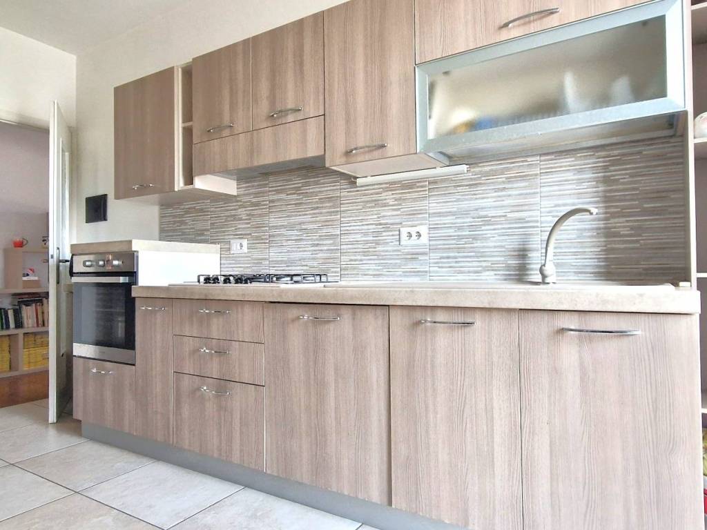 appartamento in vendita a Castelletto sopra Ticino