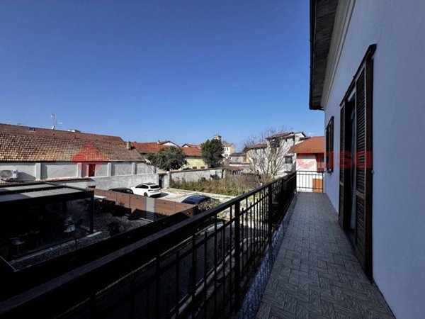 casa indipendente in vendita a Castelletto sopra Ticino in zona Glisente