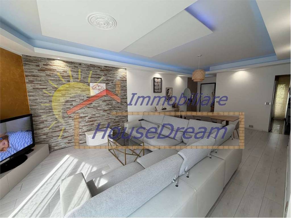 appartamento in vendita a Castelletto sopra Ticino