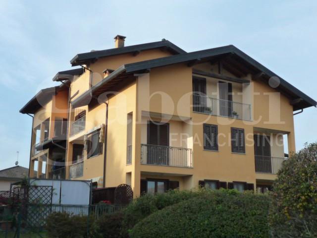 appartamento in vendita a Castelletto sopra Ticino