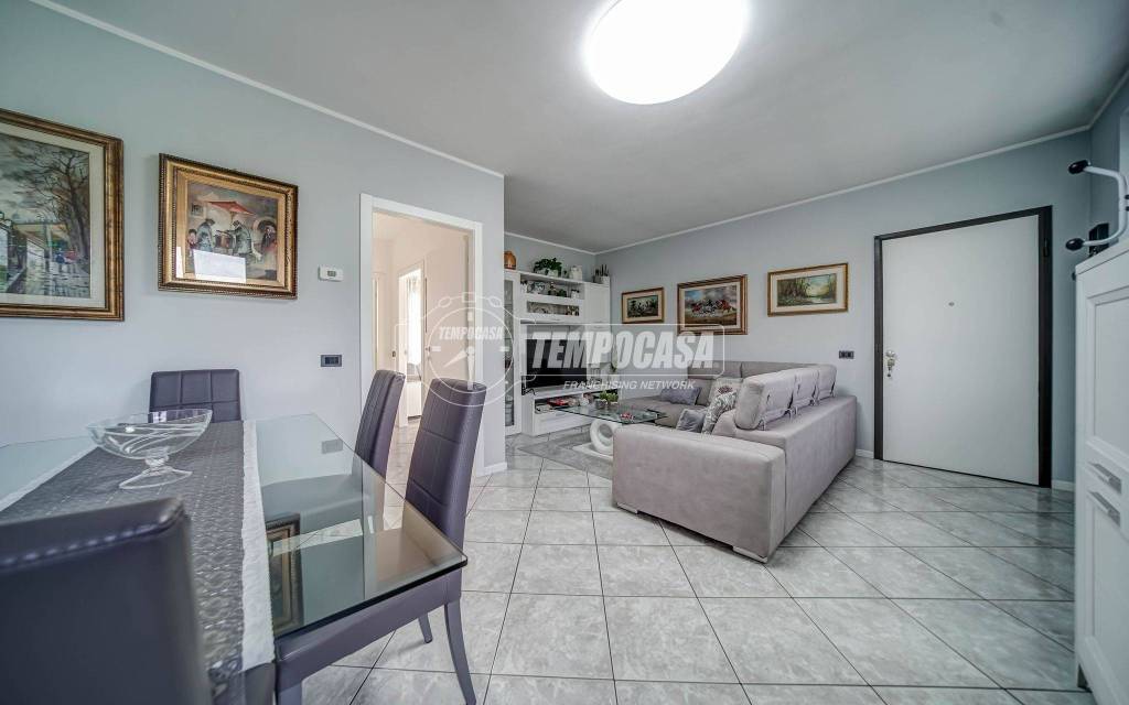 appartamento in vendita a Castelletto sopra Ticino