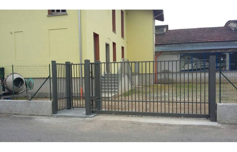 appartamento in vendita a Castelletto sopra Ticino