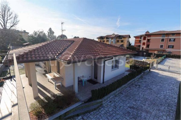 casa indipendente in vendita a Castelletto sopra Ticino