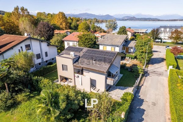 casa indipendente in vendita a Castelletto sopra Ticino
