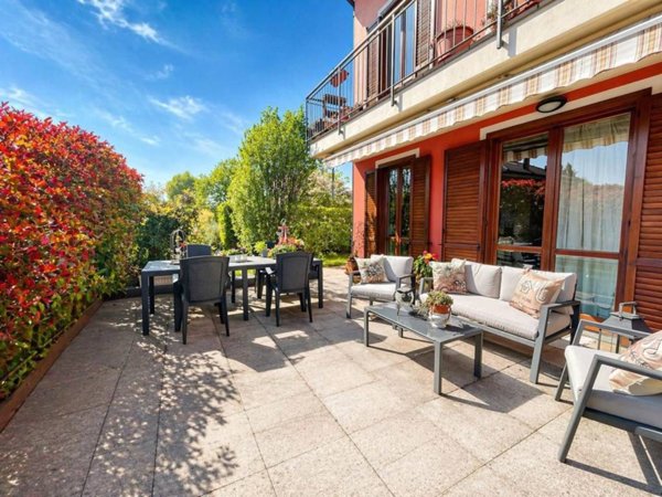 appartamento in vendita a Castelletto sopra Ticino
