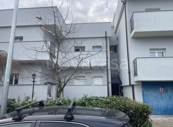 appartamento in vendita a Castelletto sopra Ticino