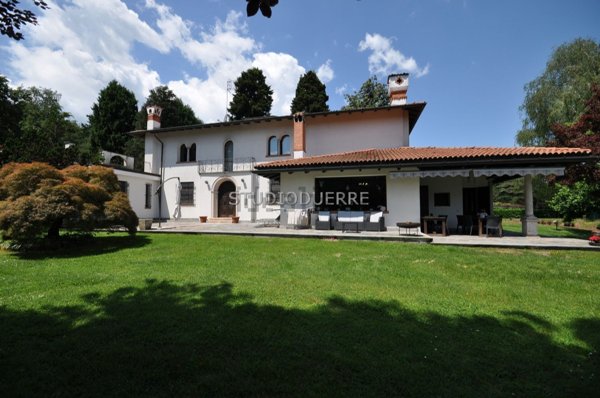 casa indipendente in vendita a Castelletto sopra Ticino