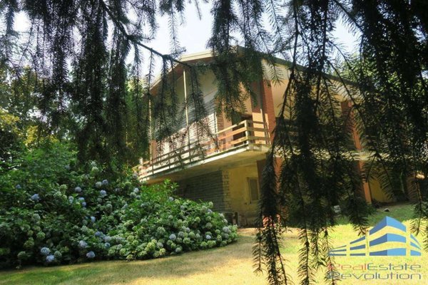 casa indipendente in vendita a Castelletto sopra Ticino