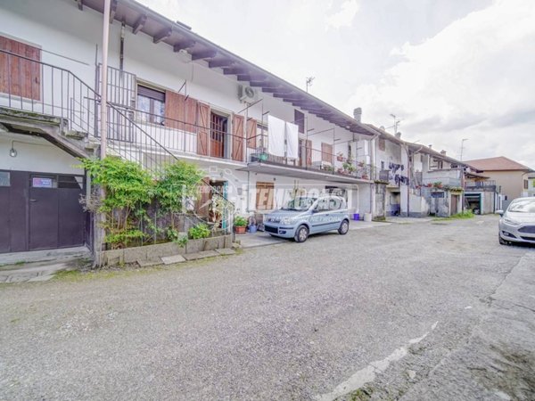 casa indipendente in vendita a Castelletto sopra Ticino