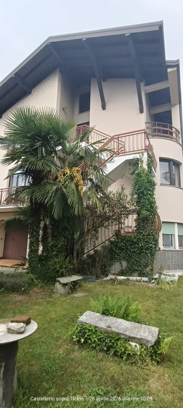 appartamento in vendita a Castelletto sopra Ticino