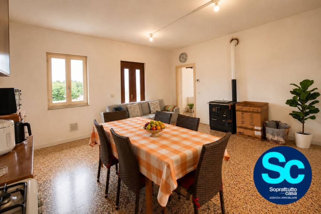appartamento in vendita a Castelletto sopra Ticino