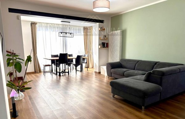casa indipendente in vendita a Castelletto sopra Ticino in zona Valloni