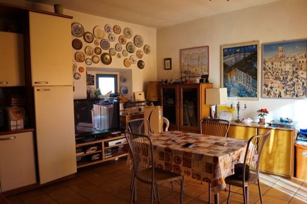 appartamento in vendita a Castelletto sopra Ticino in zona Landa