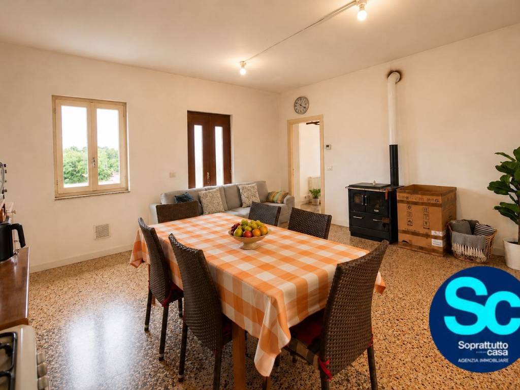 appartamento in vendita a Castelletto sopra Ticino