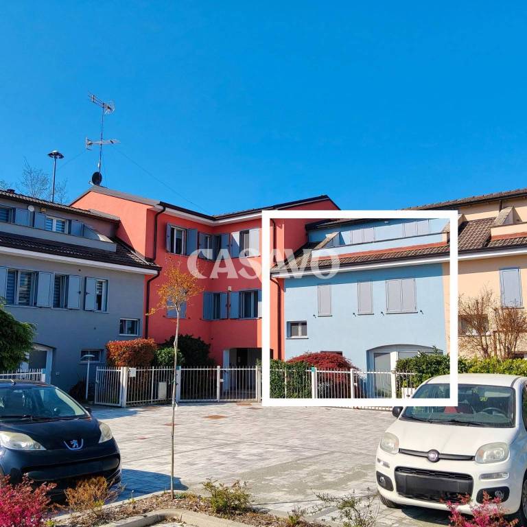 casa indipendente in vendita a Castelletto sopra Ticino
