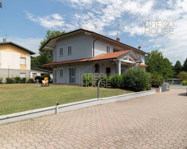 casa indipendente in vendita a Castelletto sopra Ticino in zona Beati
