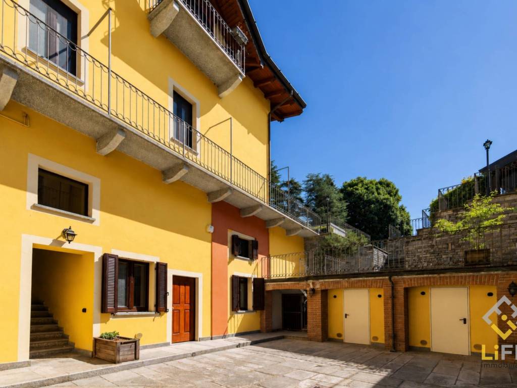 appartamento in vendita a Castelletto sopra Ticino