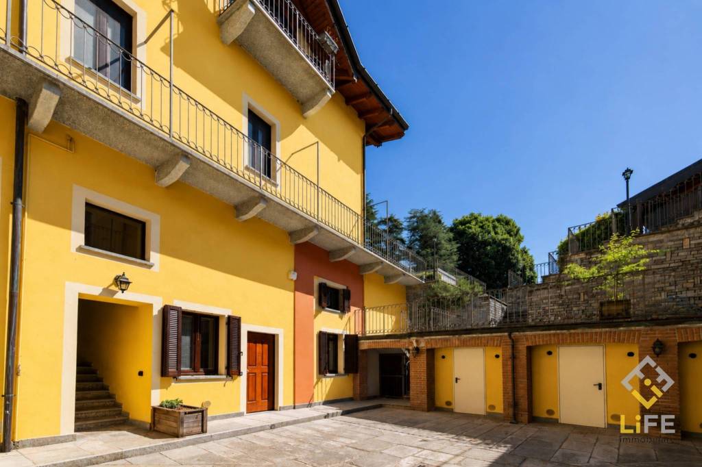 appartamento in vendita a Castelletto sopra Ticino