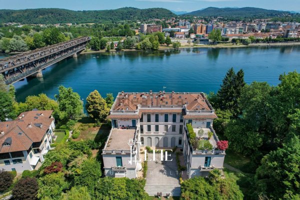 appartamento in vendita a Castelletto sopra Ticino