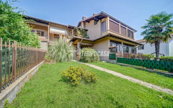 appartamento in vendita a Castelletto sopra Ticino
