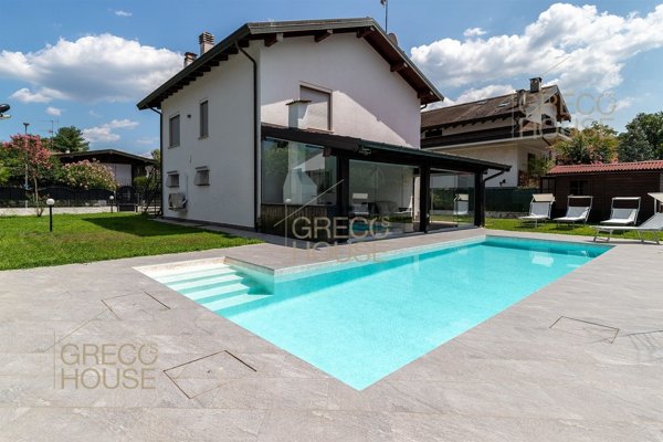 casa indipendente in vendita a Castelletto sopra Ticino