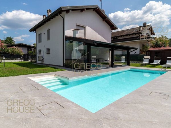 casa indipendente in vendita a Castelletto sopra Ticino