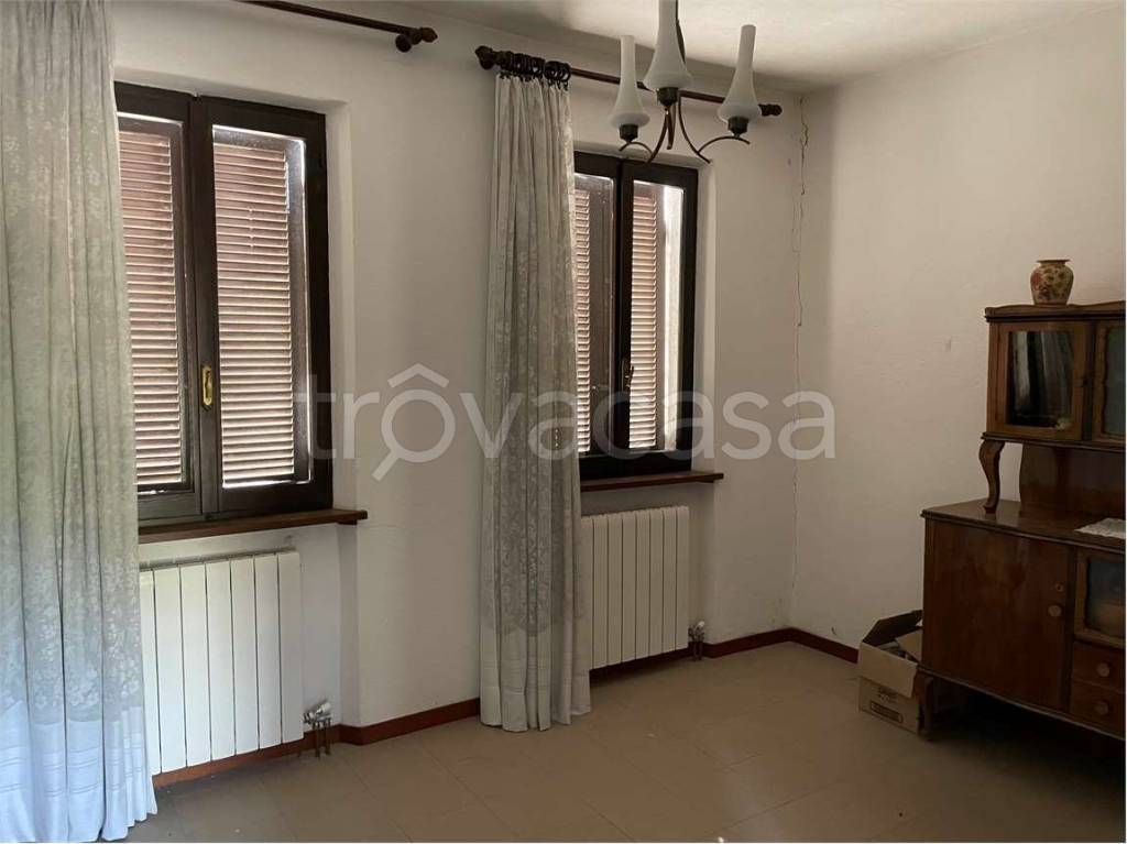 appartamento in vendita a Castelletto sopra Ticino in zona Glisente