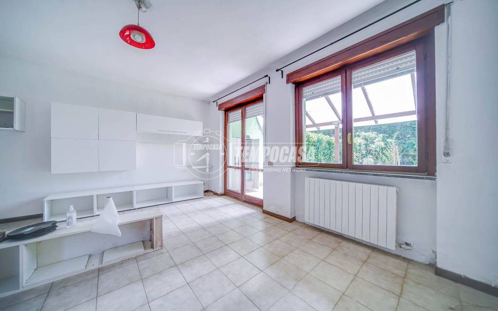 appartamento in vendita a Castelletto sopra Ticino