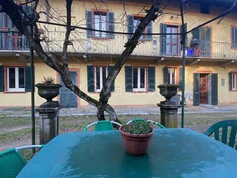 appartamento in vendita a Castelletto sopra Ticino