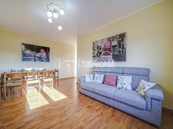 appartamento in vendita a Castelletto sopra Ticino