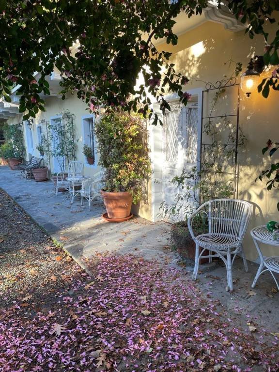 casa indipendente in vendita a Castelletto sopra Ticino