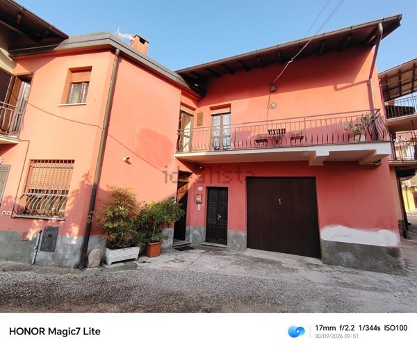 casa indipendente in vendita a Castelletto sopra Ticino