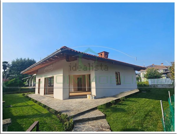 casa indipendente in vendita a Castelletto sopra Ticino