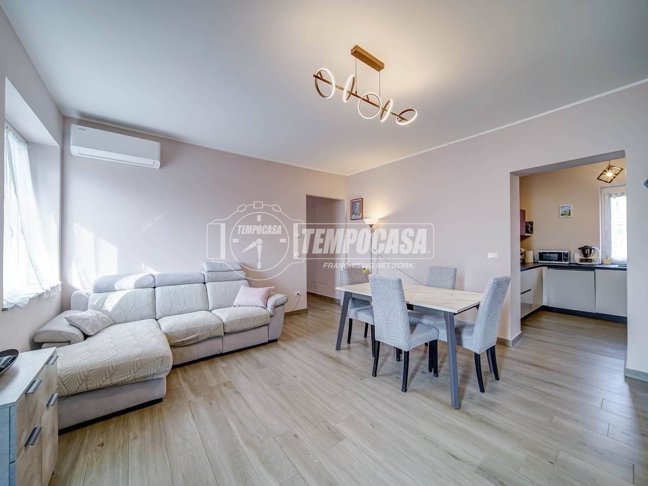 appartamento in vendita a Castelletto sopra Ticino