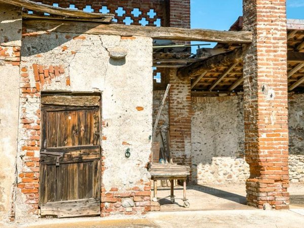 casa indipendente in vendita a Cavaglietto
