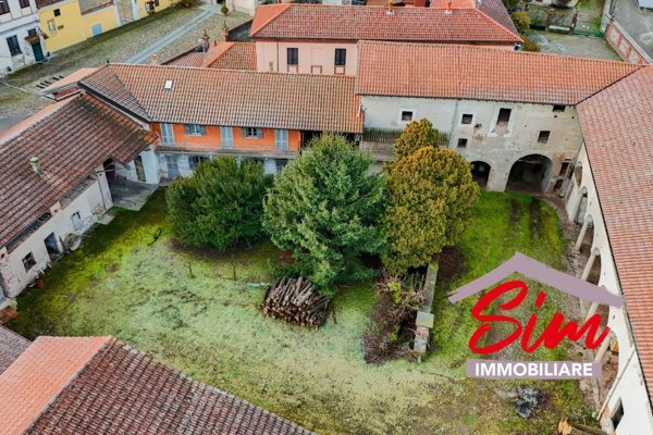 casa indipendente in vendita a Cavaglietto