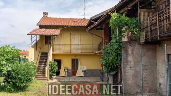 casa indipendente in vendita a Cavaglietto