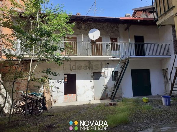 appartamento in vendita a Cavaglio d'Agogna