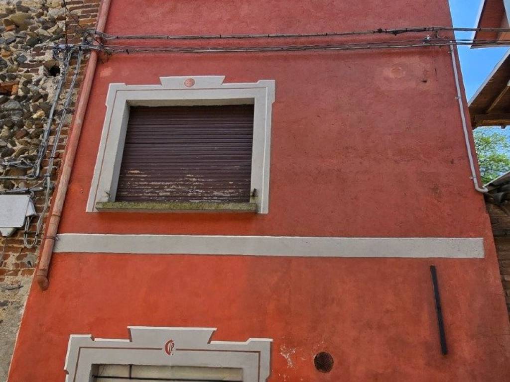 casa indipendente in vendita a Cavaglio d'Agogna