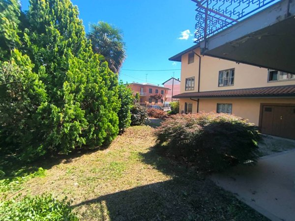 casa indipendente in vendita a Cavaglio d'Agogna