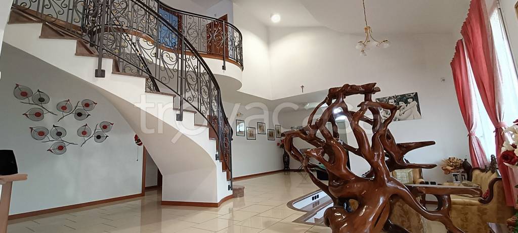 casa indipendente in vendita a Cavallirio