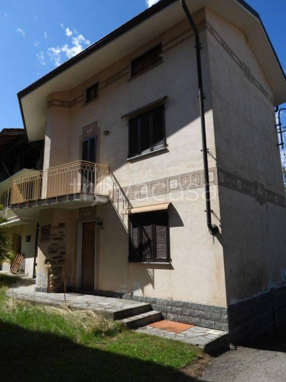 casa indipendente in vendita a Cavallirio