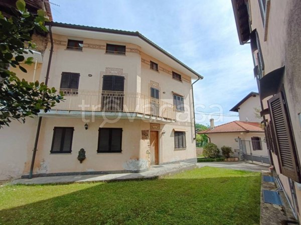 casa indipendente in vendita a Cavallirio