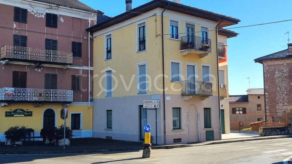 appartamento in vendita a Cavallirio in zona Polera