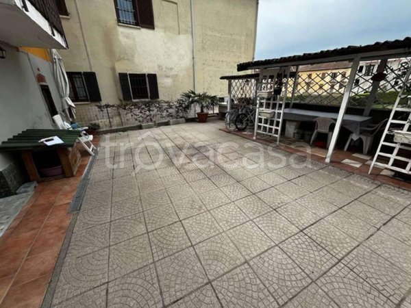 casa indipendente in vendita a Cavallirio in zona Polera