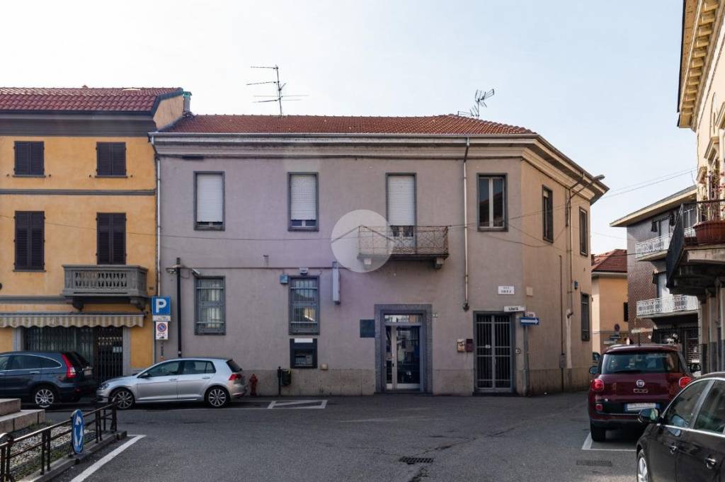 negozio in vendita a Cerano