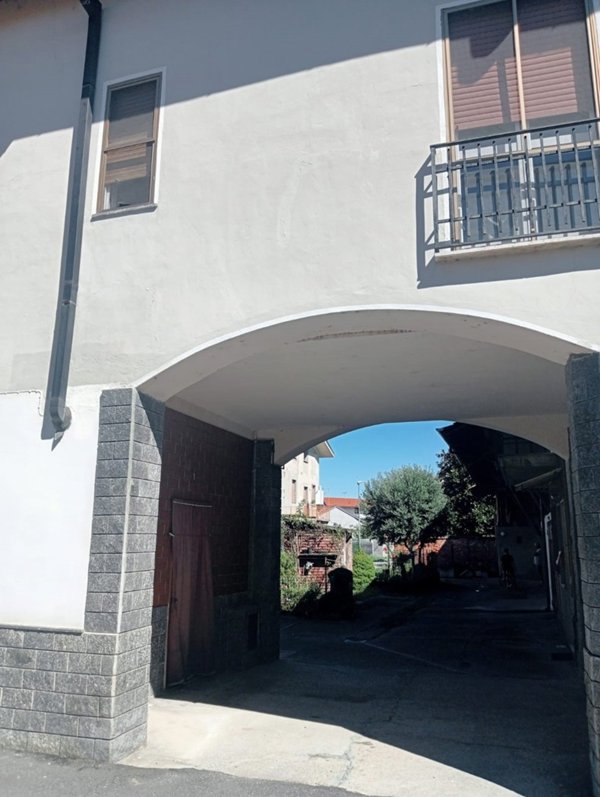 casa indipendente in vendita a Cerano