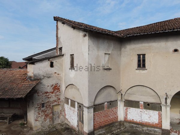 casa indipendente in vendita a Cerano