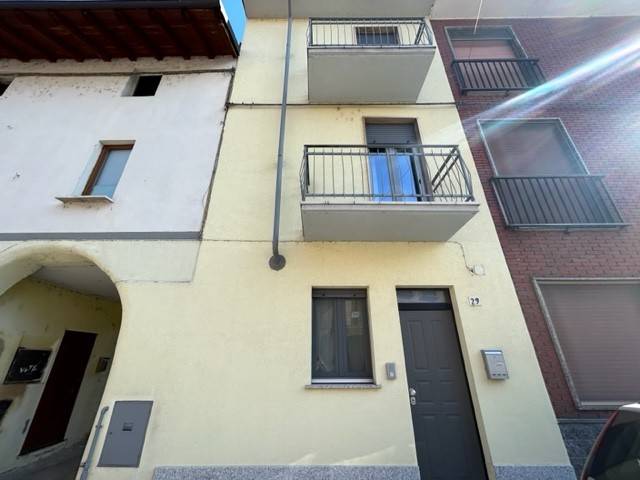 casa indipendente in vendita a Cerano