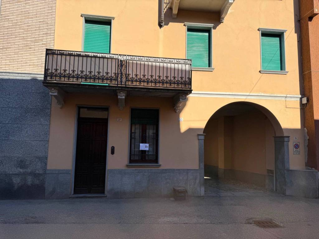 ufficio in vendita a Cerano